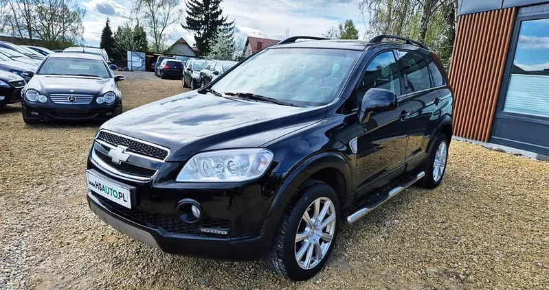 chevrolet świętokrzyskie Chevrolet Captiva cena 18700 przebieg: 226000, rok produkcji 2006 z Ozorków